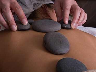 Hot Stone Massage in Dubai: Why It Feels Better in Winter
